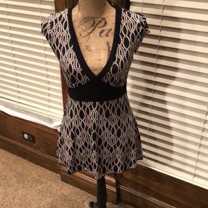 A Byer short sleeve Blouse Size Large